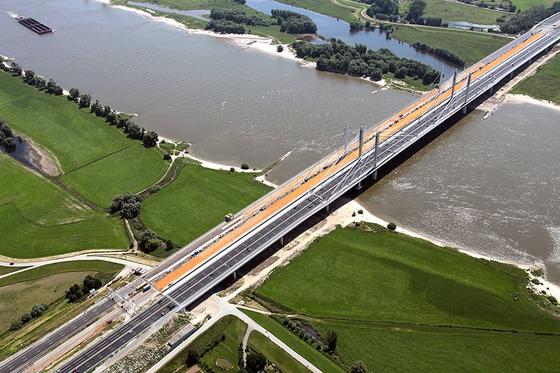 Ewijk Bridge, photo 2