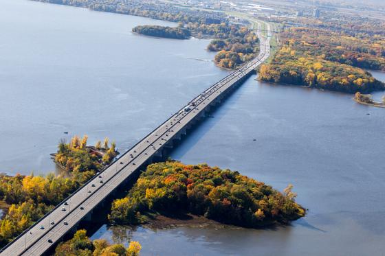 New Île-aux-Tourtes Bridge, photo 4